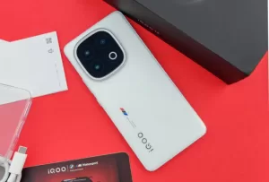 iQOO 13 Review : Pros and Cons