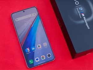 iQOO 13 Review Display-TechX7