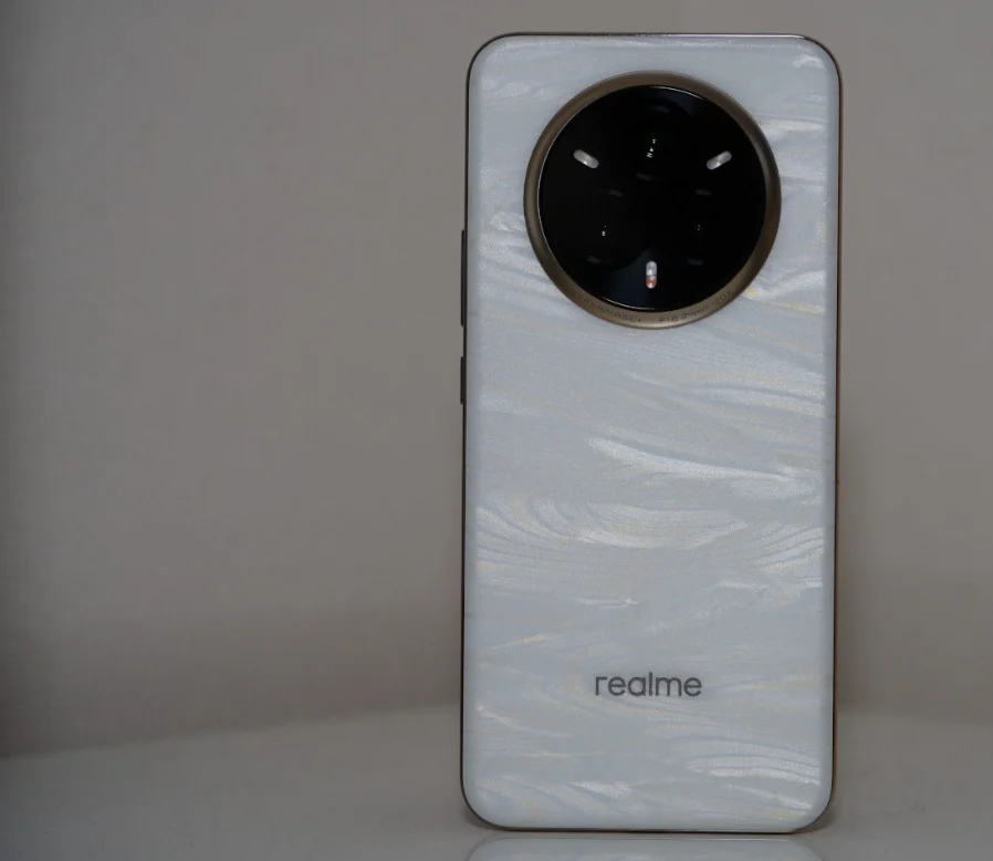 Realme 14 Pro+ Review: Pros and Cons