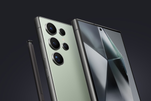 Leaked design render of Samsung Galaxy S26 Ultra with flat edges and metal frame.